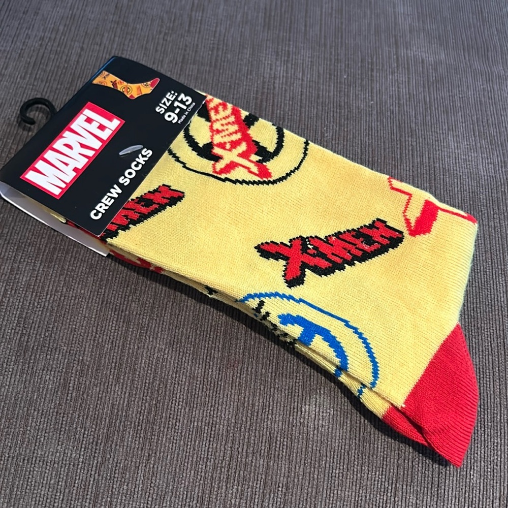 Marvel Crew Socks 9-13 NWT